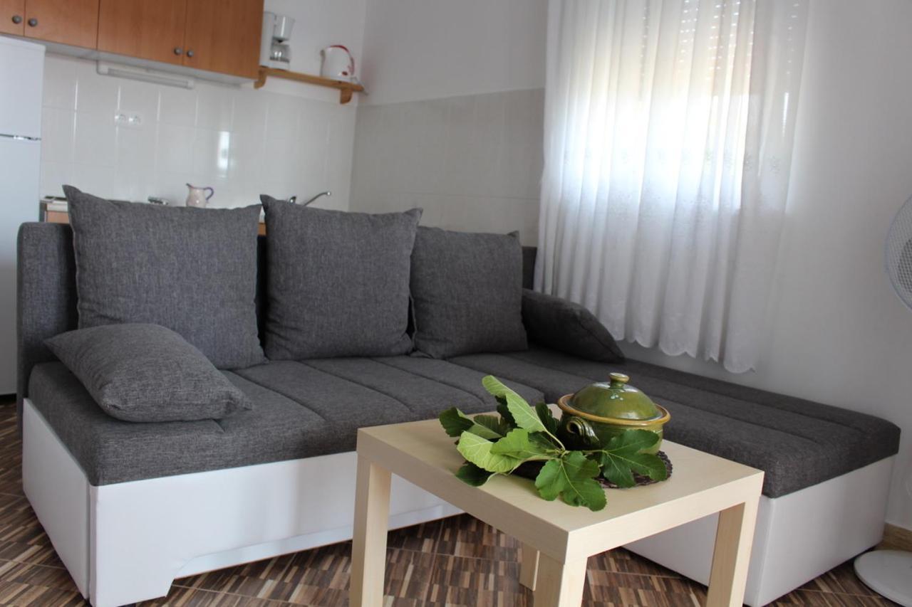 Mia 6 Apartment Crikvenica Bagian luar foto