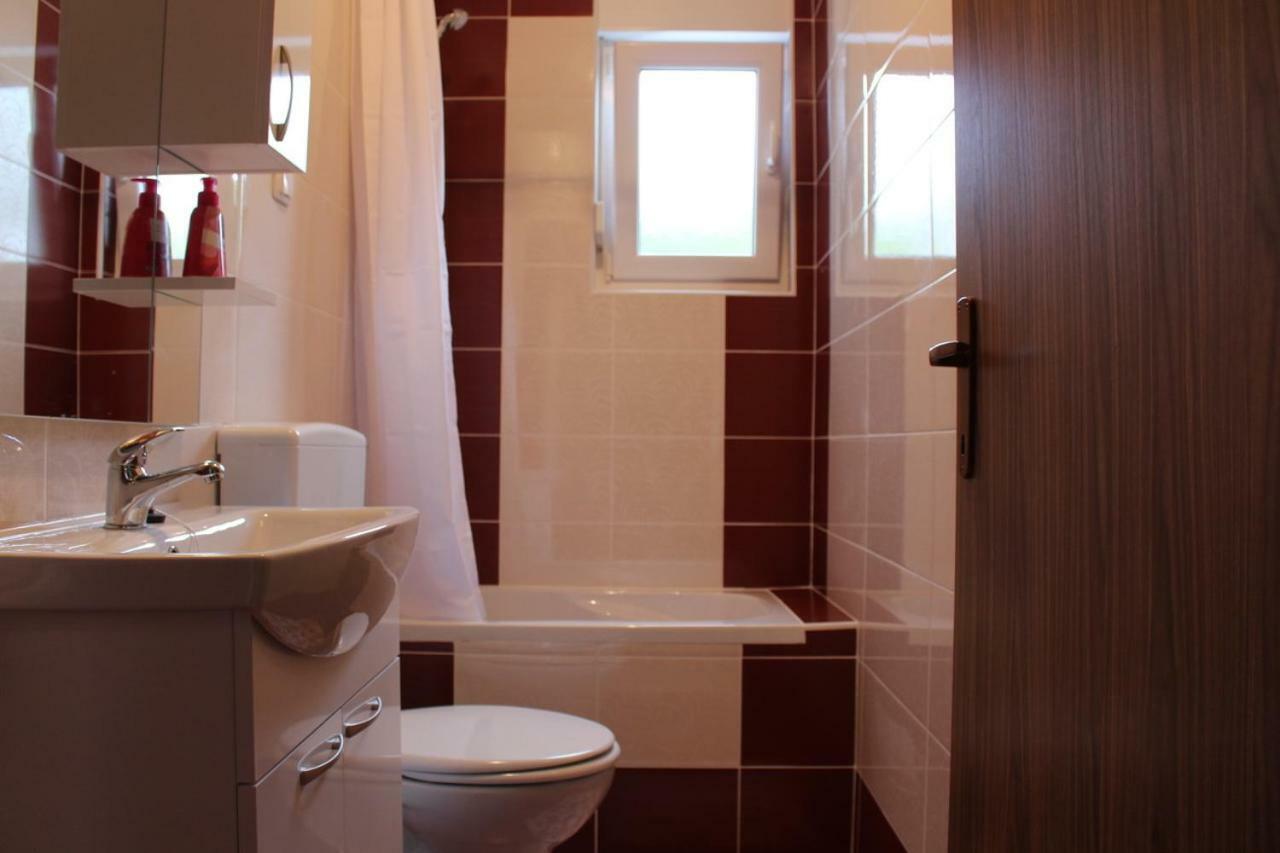 Mia 6 Apartment Crikvenica Bagian luar foto